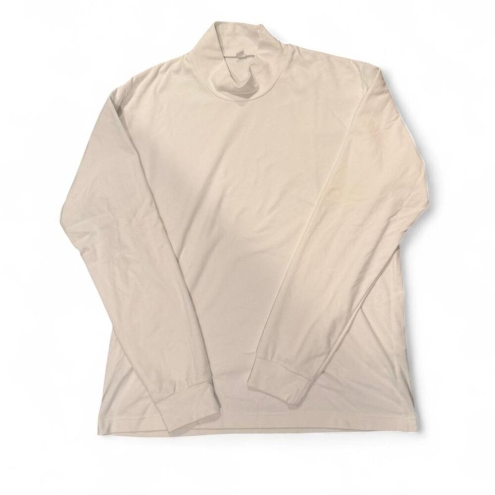 Uniqlo white long sleeve turtleneck shirt